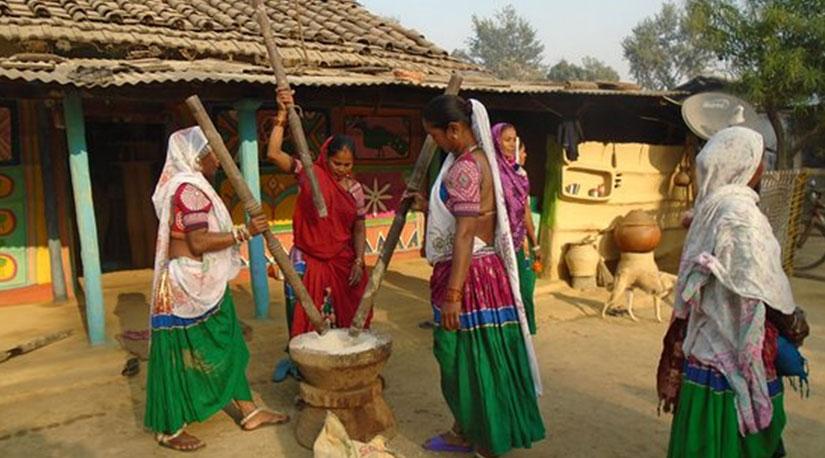 थारु महिलाको अवस्था