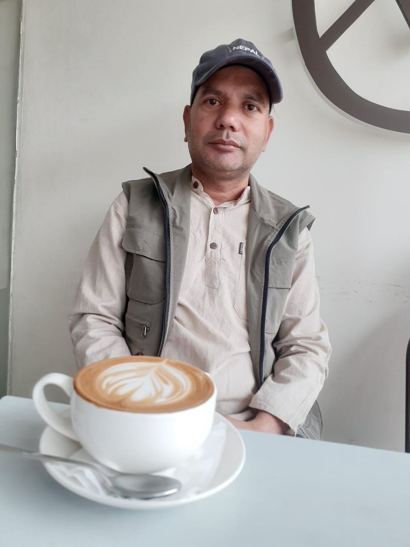 पर्दा पछाडिका एक अदृश्य पात्र